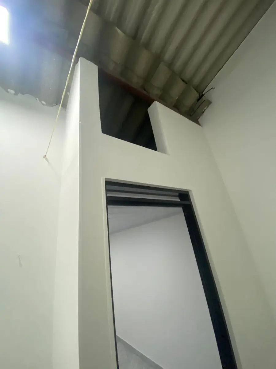 Escaleras: Escaleras al segundo piso